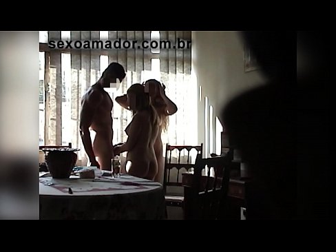 ❤️ Los amigos del sexo invitan a un hombre gigante y a un trío con él Video de sexo en es.xlxxporno.ru ❌️